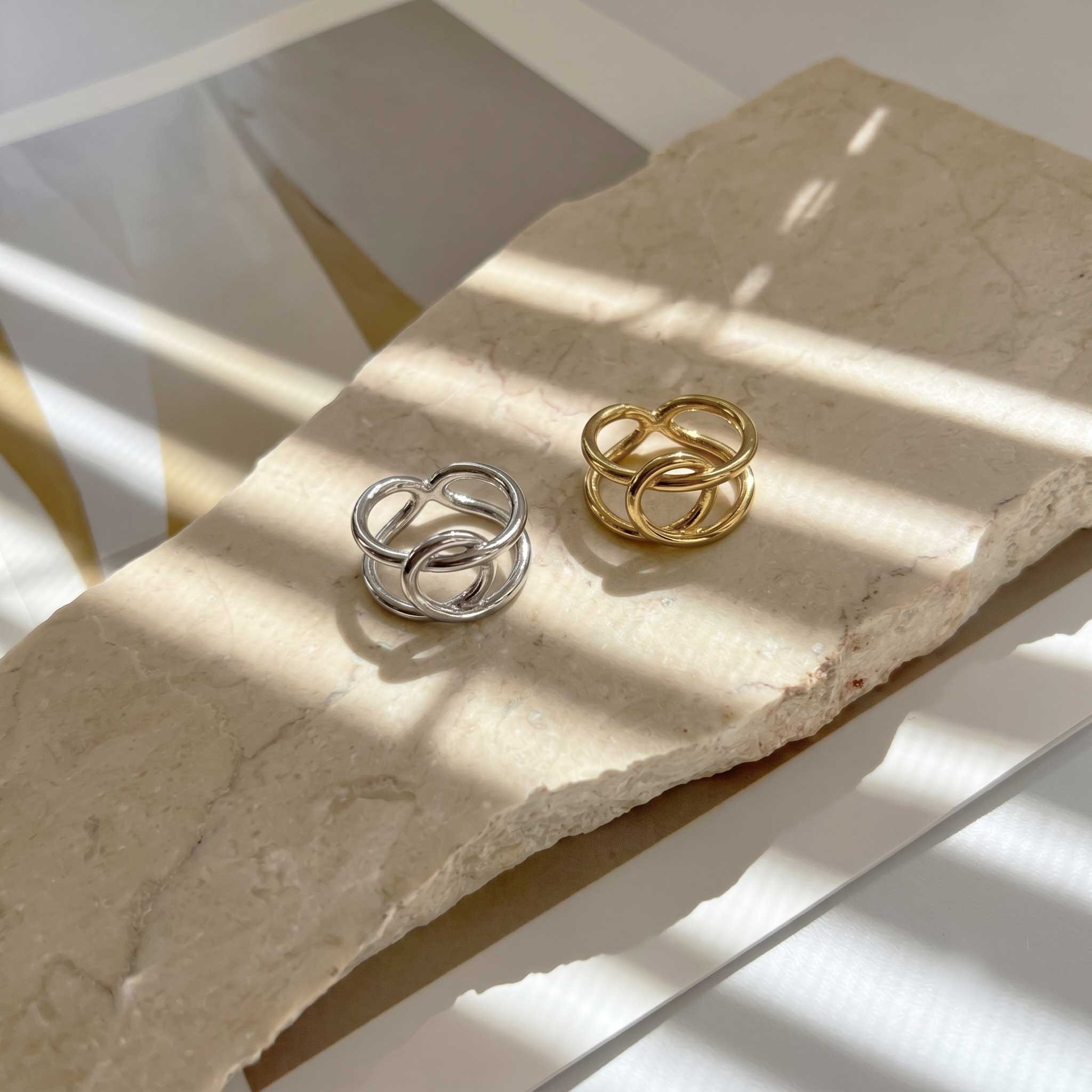 Cross Wave Ring (クロスウェーブリング)