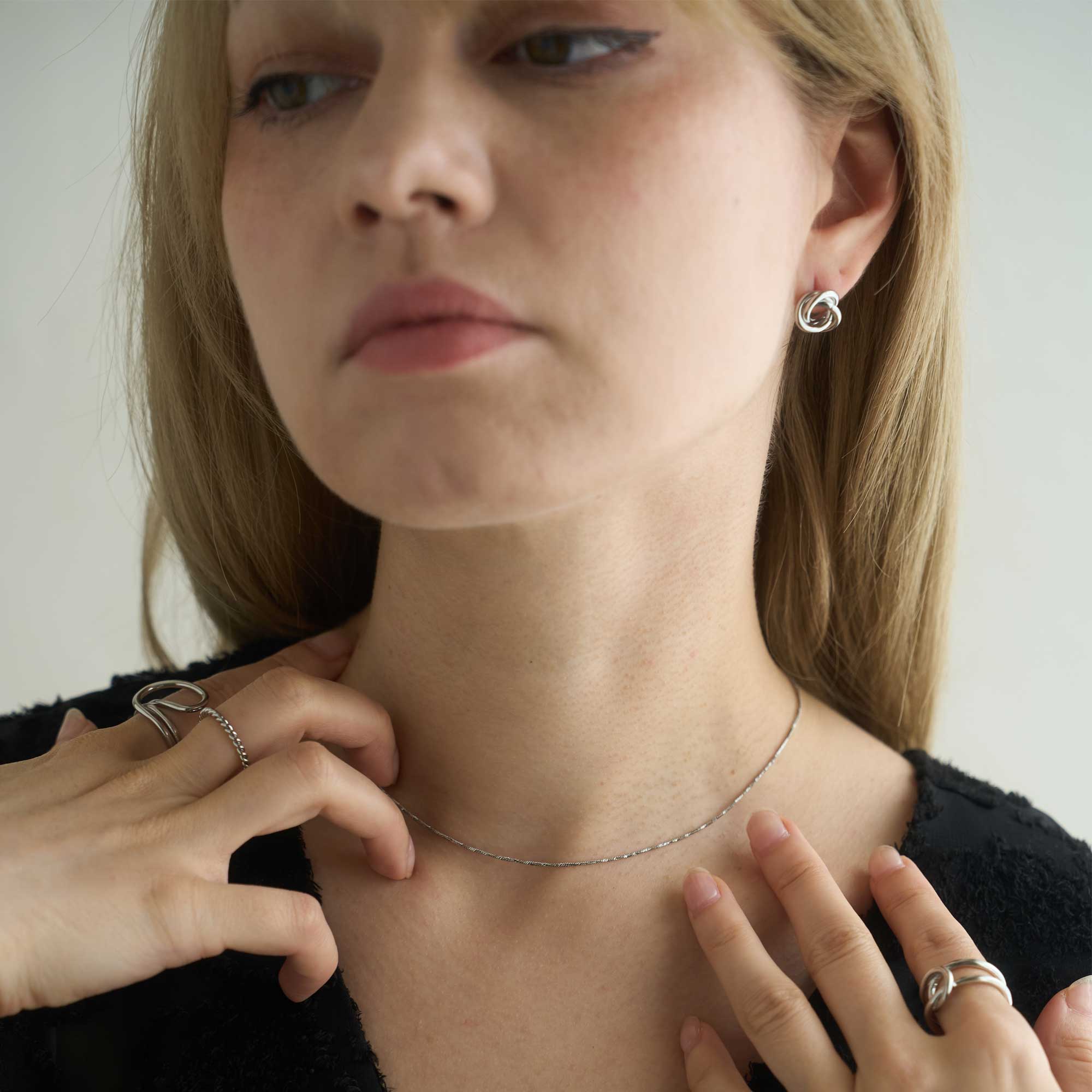 Minimalist Magnet Chain Necklace